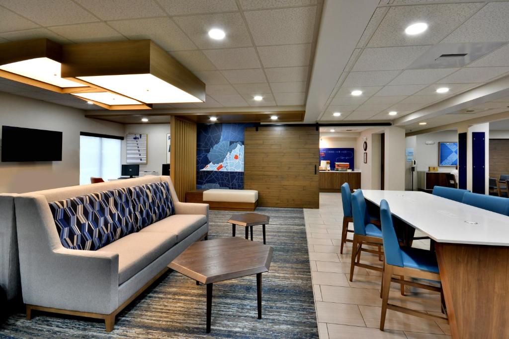 Holiday Inn Express Richmond I-64 Short Pump Area, an IHG Hotel